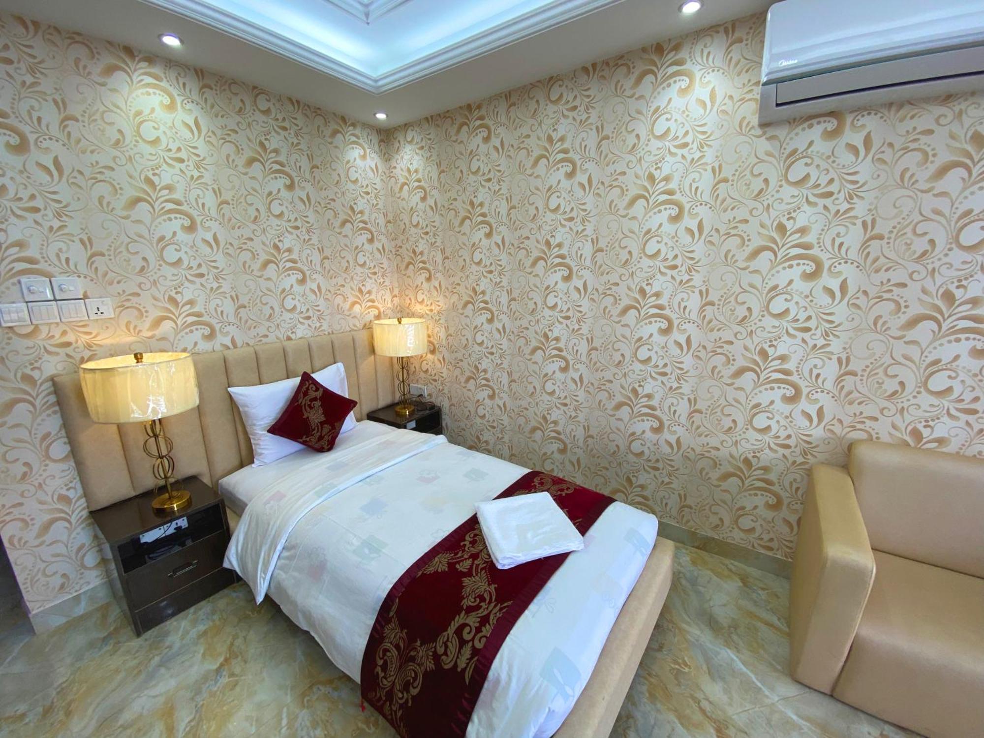 Hotel Valentino Noakhali Exterior photo