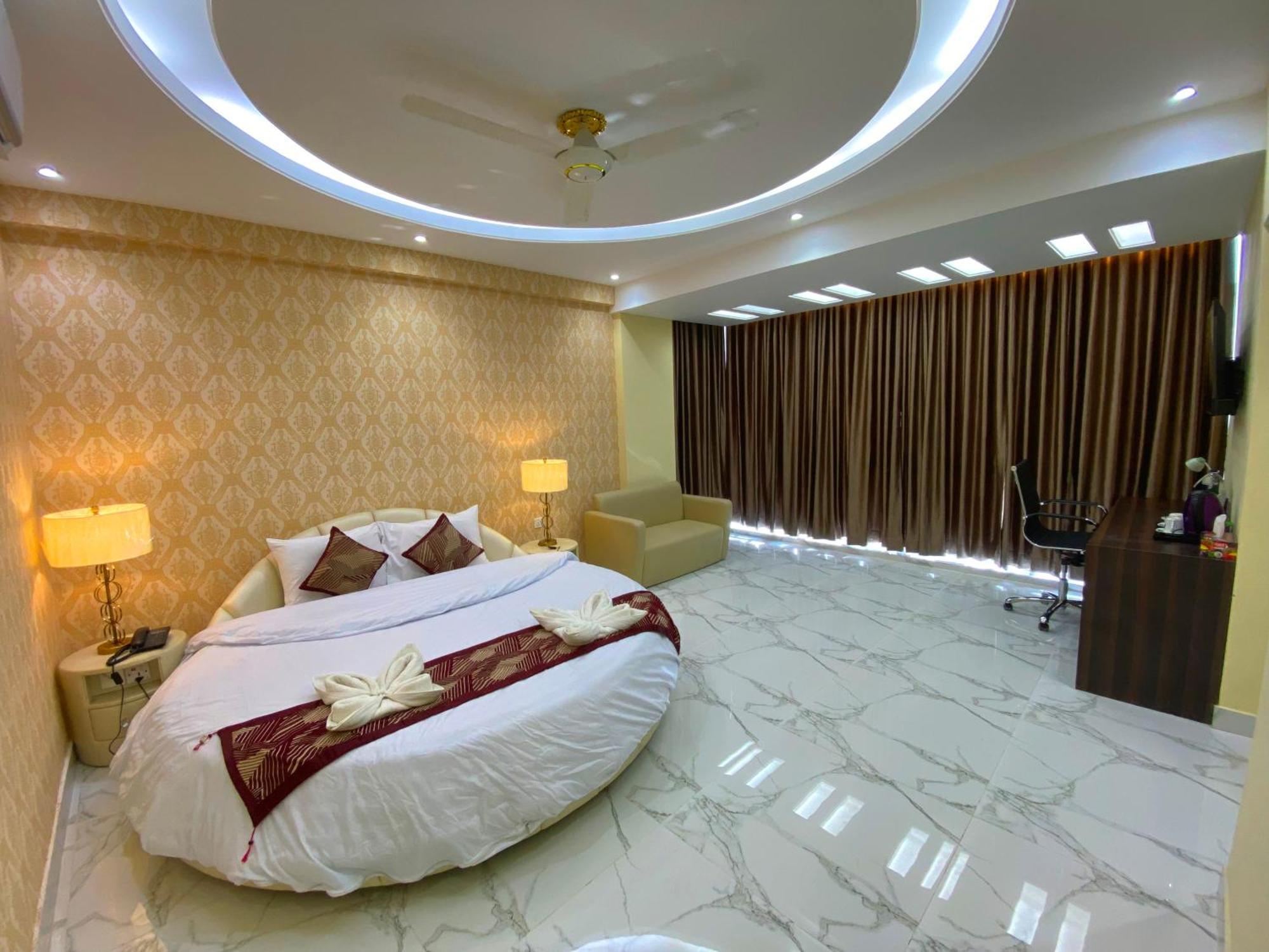 Hotel Valentino Noakhali Exterior photo