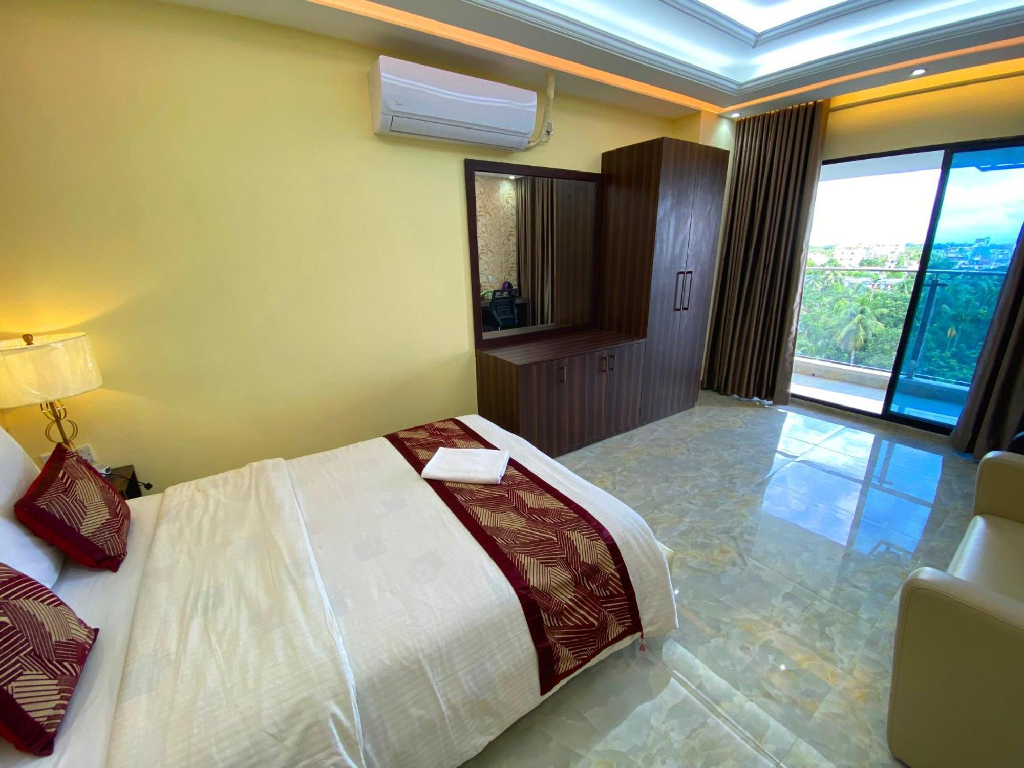 Hotel Valentino Noakhali Exterior photo