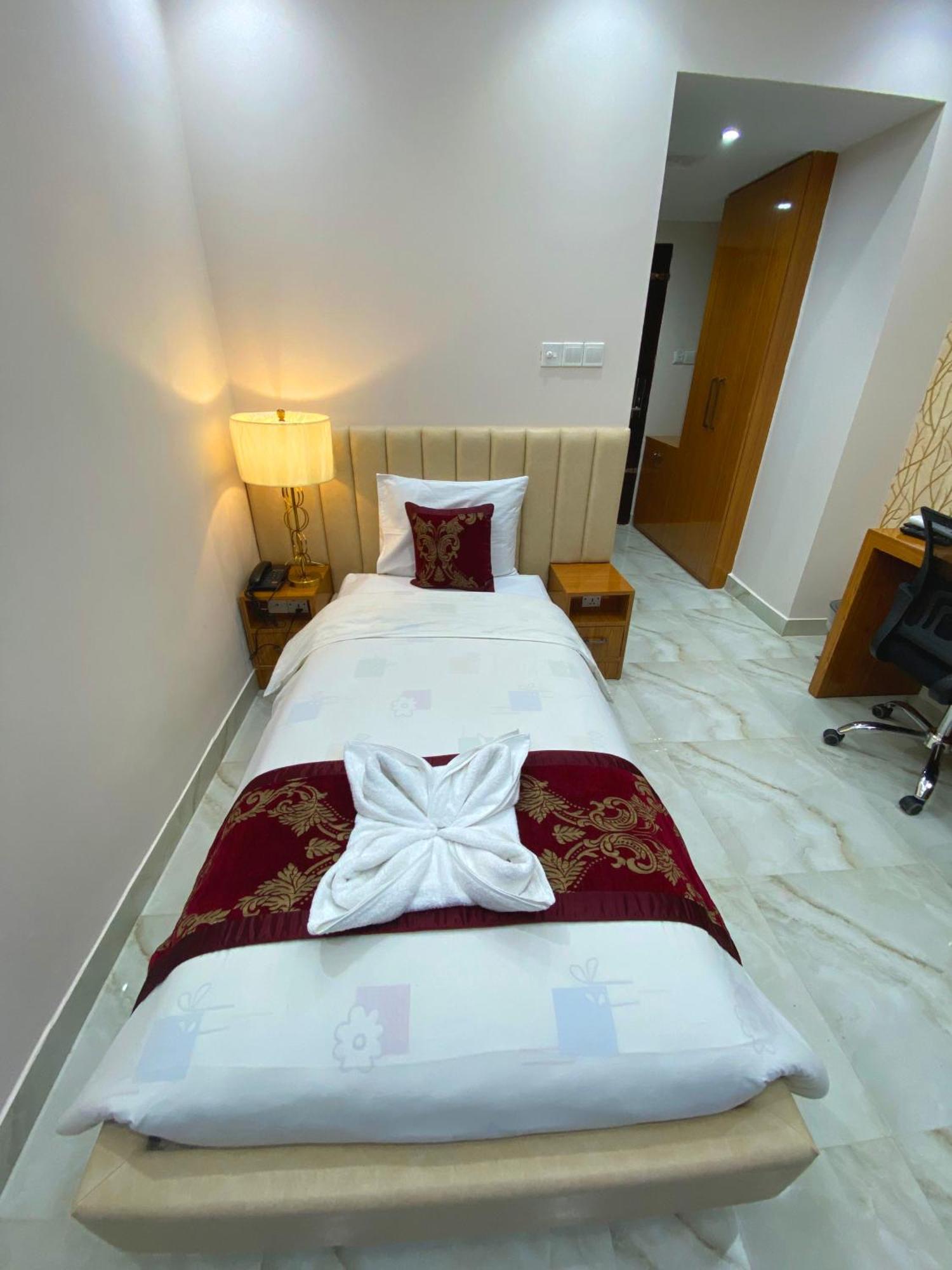 Hotel Valentino Noakhali Exterior photo